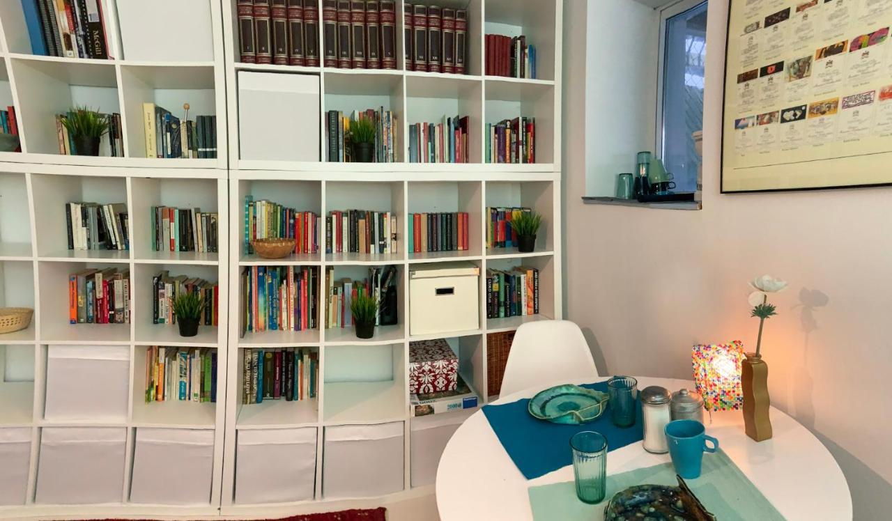 Appartement An Independent Beach Retreat Steps From The Lake And Right In The City à Toronto Extérieur photo