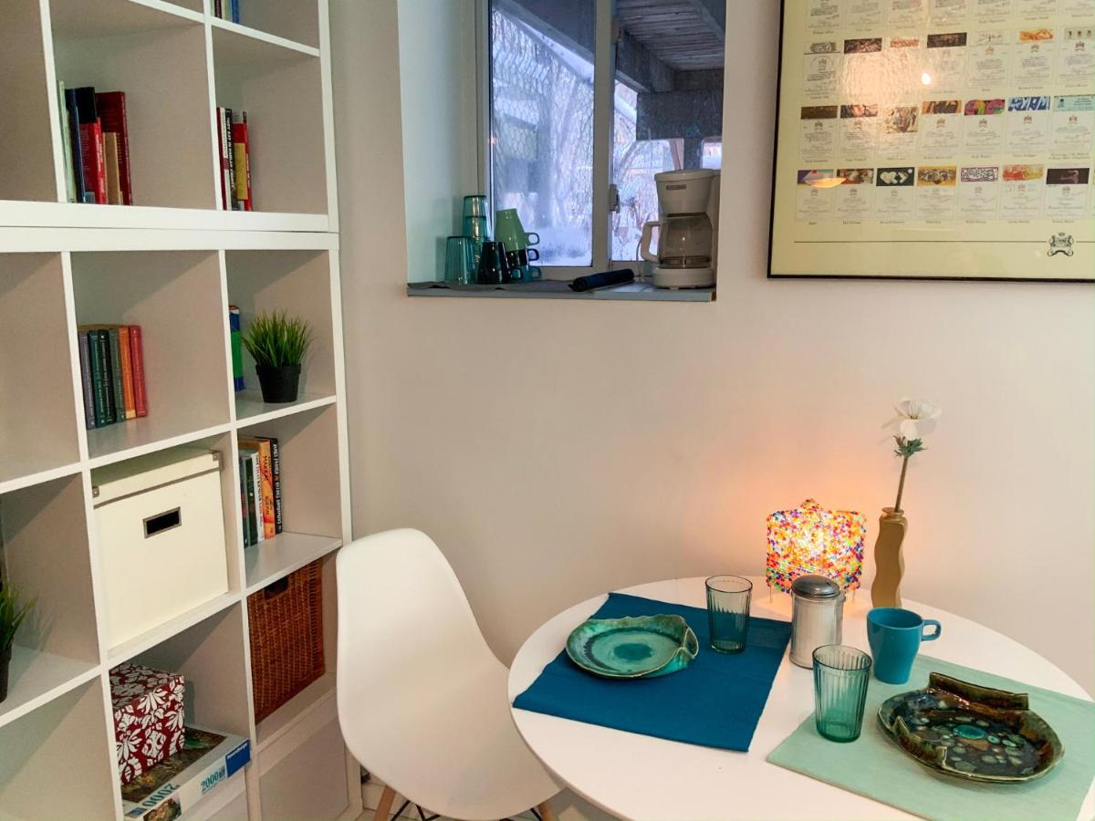 Appartement An Independent Beach Retreat Steps From The Lake And Right In The City à Toronto Extérieur photo