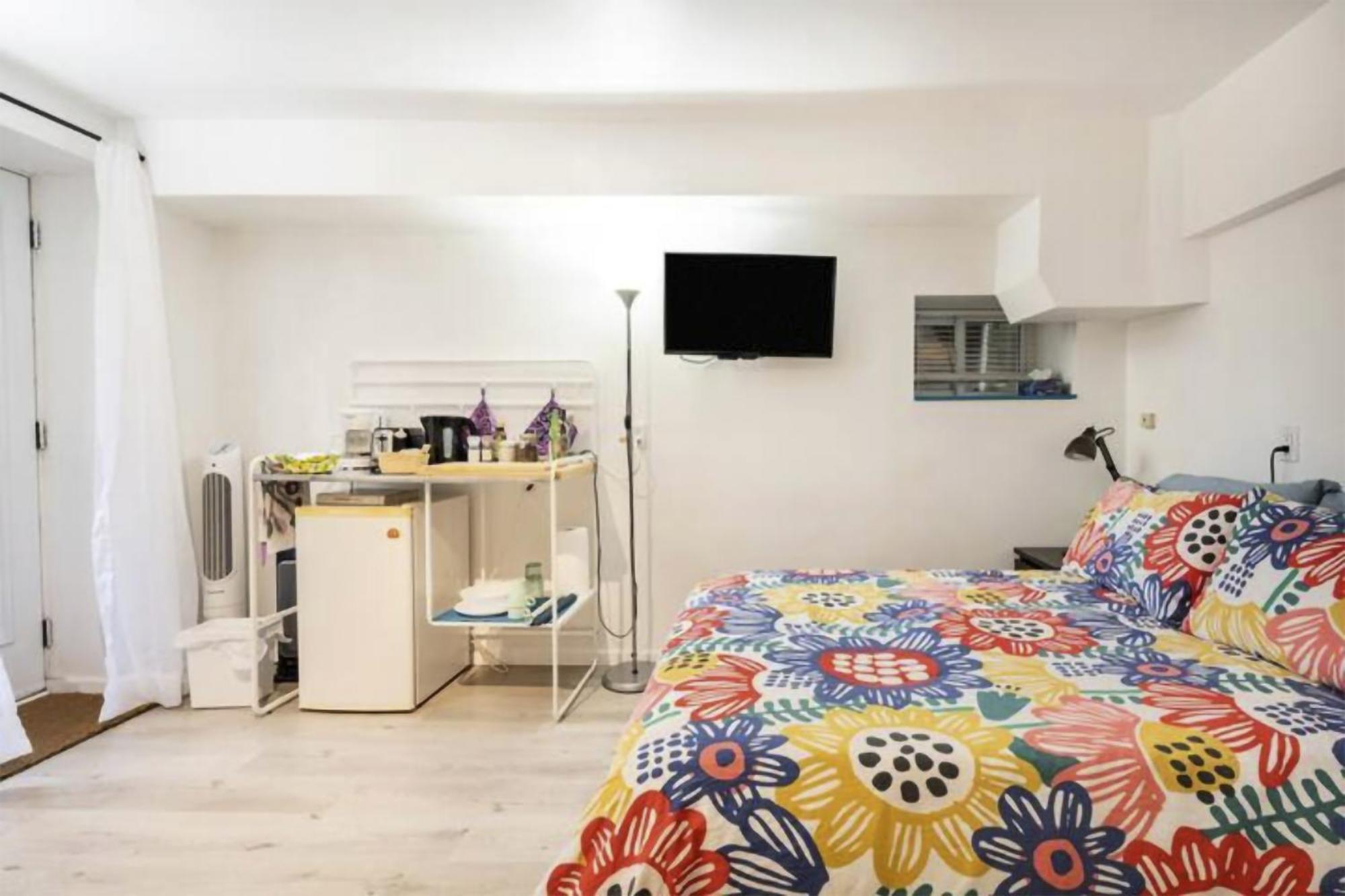 Appartement An Independent Beach Retreat Steps From The Lake And Right In The City à Toronto Extérieur photo